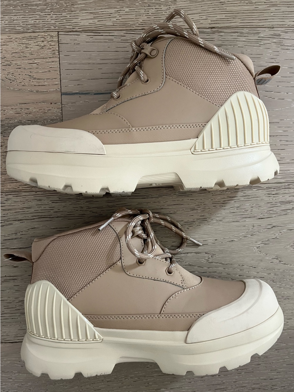 Ugg Neumel X Sand Leather Ankle Rain Boots NWOT Chunky Platform Sole Sz 8.5